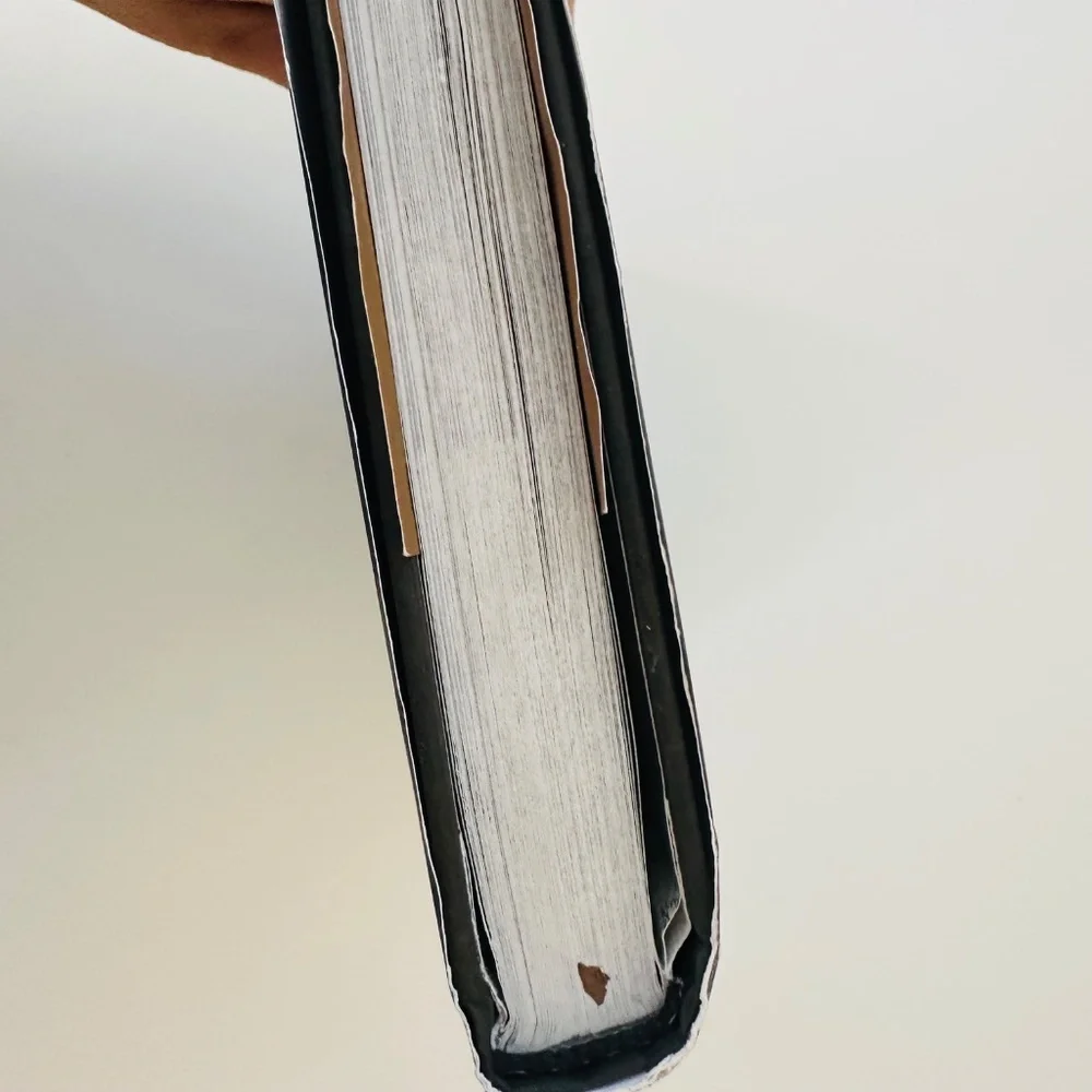 Forgiving What You Can’t Forget Book Lysa Terkeurst - Picture 5 of 7